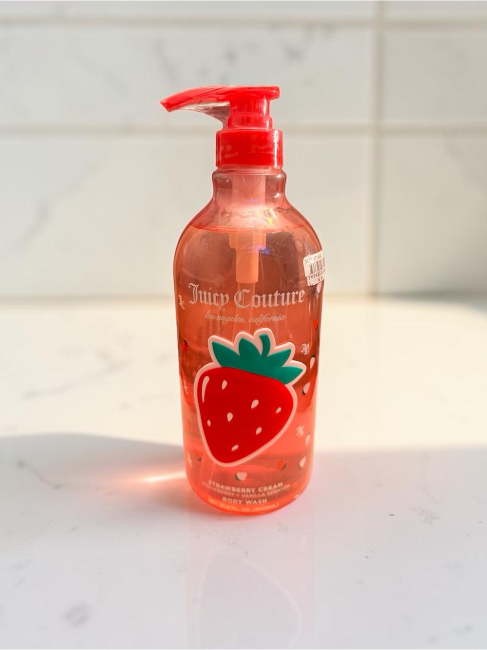 Juicy Couture Strawberry Cream Body Wash w/a Strawberry + Vanilla Scent, 33.8 oz - Picture 8 of 8